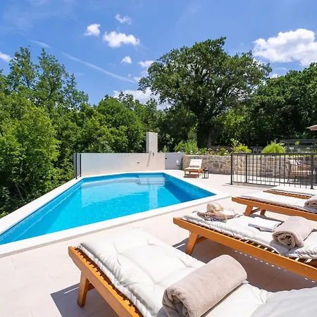 Villa New! Amarosa - Heated Pool With Hydromassage Zadvarje